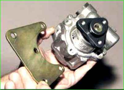 Замена гидронасоса Нива Шевролет