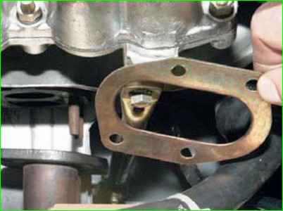 Шығарушы құбырды алу