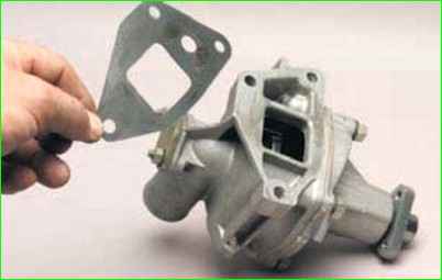 Как заменить водяной насос Нива Шевролет