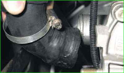 Как заменить водяной насос Нива Шевролет