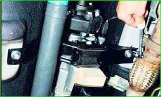 Замена опор двигателя ВАЗ-2123