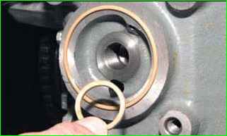 Май сүзгісі кронштейнінің тығыздағыштарын ауыстыру