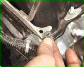 Замена прокладки крышки головки Нива Шевролет