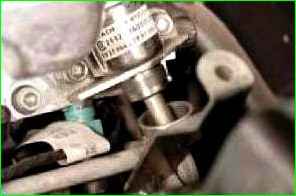 Niva Chevrolet қысым реттегішін тексеру және ауыстыру