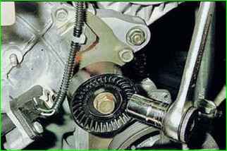 Як замінити ролики приводів ВАЗ-2123