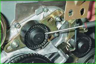 Як замінити ролики приводів ВАЗ-2123