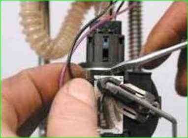 Нива Шевролет жанармай сорғысын жөндеу