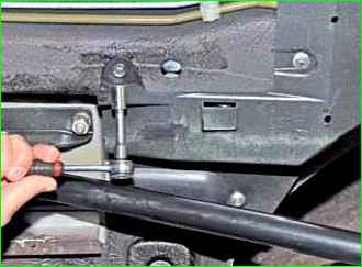 How to replace the fuel filter VAZ-2123