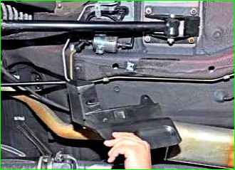 How to replace the fuel filter on a VAZ-2123