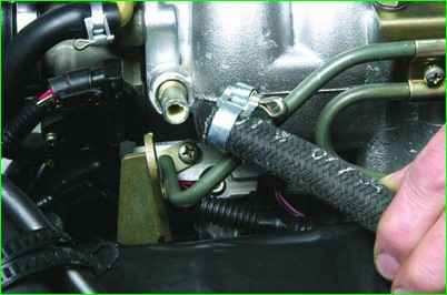 Замена прокладки крышки головки Нива Шевролет