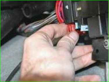 Предохранители электровентиляторов системы охлаждения