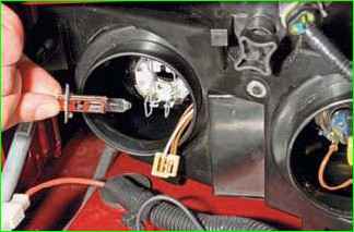 ВАЗ-2123 автокөлігінің жарық шамдарын ауыстыру және жарық блогын алу жолы