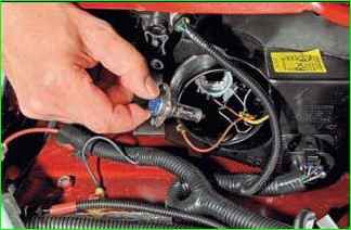 Ашық және бүйірлік сәуленің шамын ауыстыру