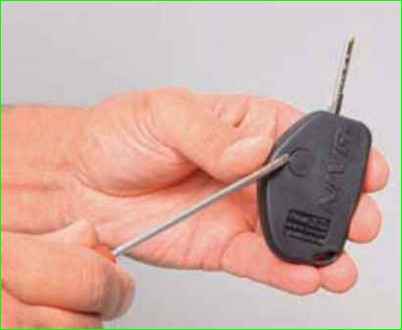 Замена элемента питания в пульте