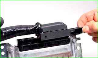 Niva Chevrolet контроллерін ауыстыру