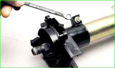 Снятие и установка подрулевого переключателя