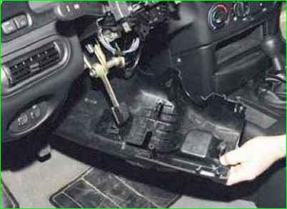 Снятие и установка подрулевого переключателя