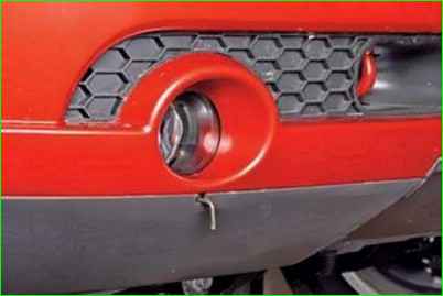 Тұманға қарсы шам корпусын алу