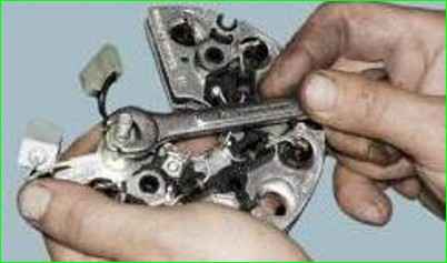 Генератор жөндеу Niva Chevrolet