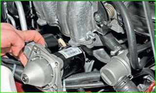 Removing and checking the starter