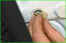 Extracción del capó y cerradura del capó del automóvil Niva Chevrolet