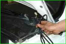 Extracción del capó y cerradura del capó del automóvil Niva Chevrolet