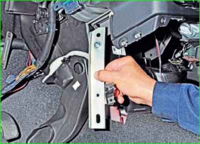 Как заменить отопитель Нива Шевролет