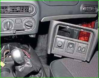 Снятие панели приборов Нива Шевроле