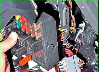 Снятие панели приборов Нива Шевроле