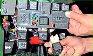 Снятие панели приборов Нива Шевроле