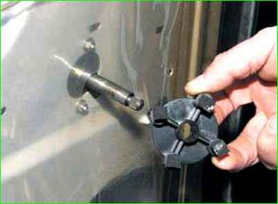 Артқы есік құлпын шешу