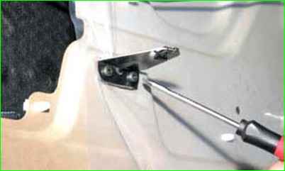 Артқы есік құлпын шешу