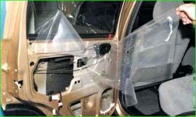 Артқы есік құлпын шешу