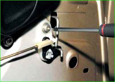 Артқы есік құлпын шешу