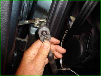 Артқы есікті алу және орнату