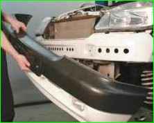 Replacing the front bumper