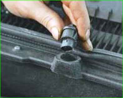 Замена и ремонт стеклоочистителя Нива Шевролет