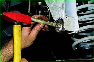 Снятие поперечной штанги  