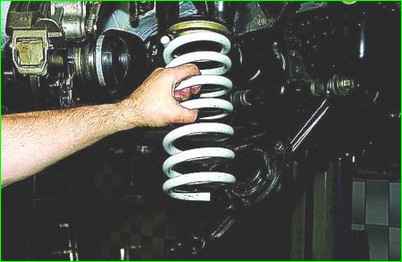 Как заменить пружину передней подвески ВАЗ-2123