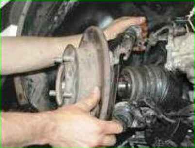 Niva Chevrolet доңғалақ подшипниктерінің майын ауыстыру