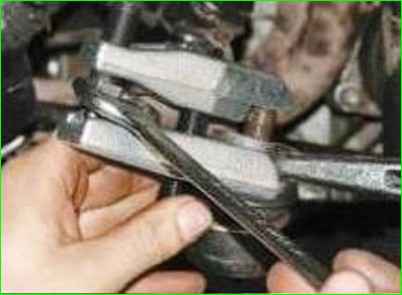 Niva Chevrolet доңғалақ подшипниктерінің майын ауыстыру