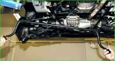 Как снять стабилизатор