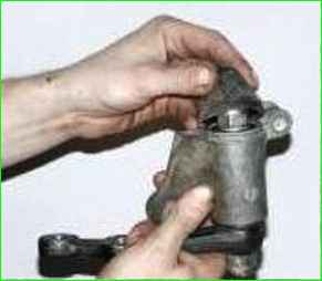 Разборка, дефектовка и сборка маятникового рычага