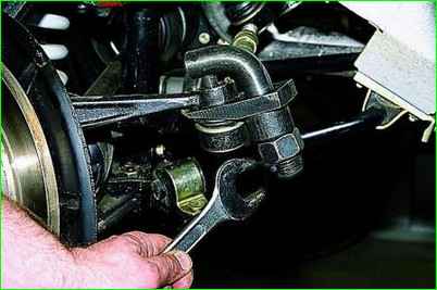 Замена рулевых тяг Нива Шевролет