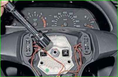 Снятие рулевого колеса автомобиля Нива Шевролет