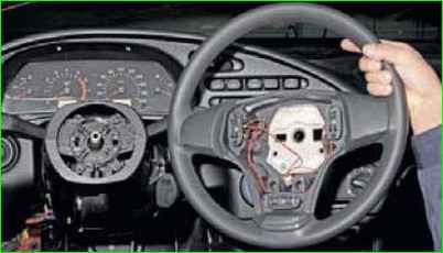 Снятие рулевого колеса автомобиля Нива Шевролет