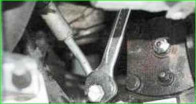 Заміна механізму керма Нива Шевролет