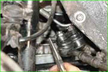 Замена рулевых тяг Нива Шевролет