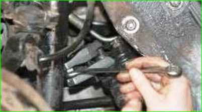 Замена рулевых тяг Нива Шевролет