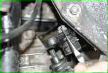 Замена средней тяги